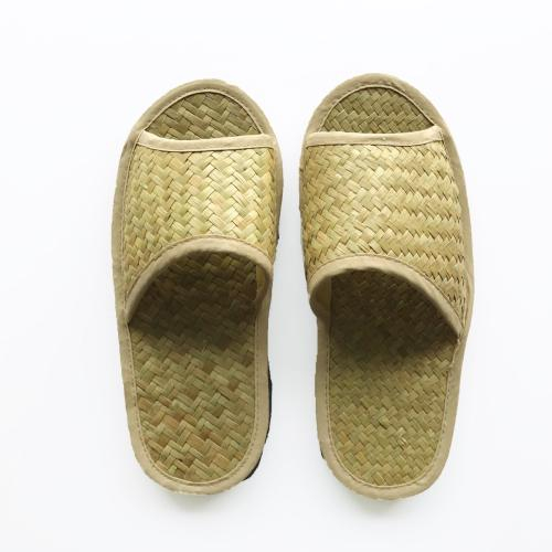 Dép Cỏ Bàng Là Gì? Cách Sử Dụng Dép Cỏ Bàng Phù Hợp Nhất